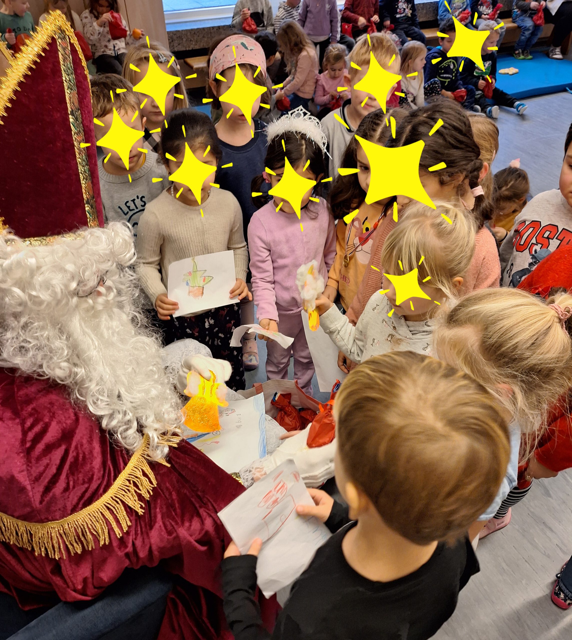 Besonderer Besuch: Nikolaus teilt magische Kindheitserinnerungen und festliche Freude